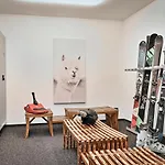 Hohe Welt - Luxury *